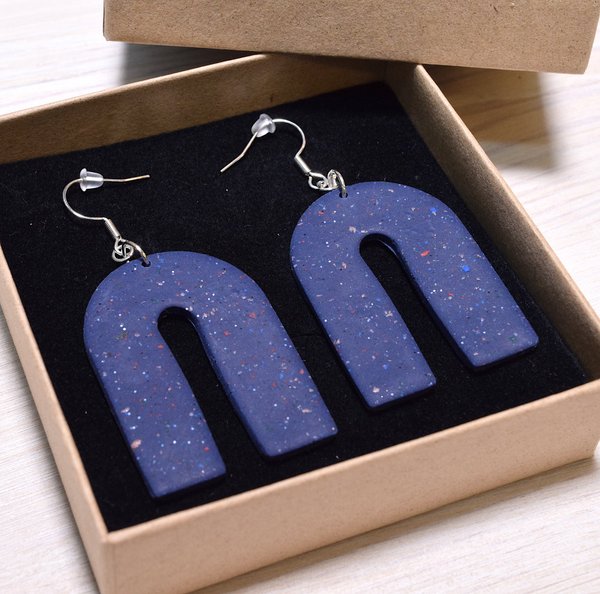 Aleksiina Design Curved earrings, blue