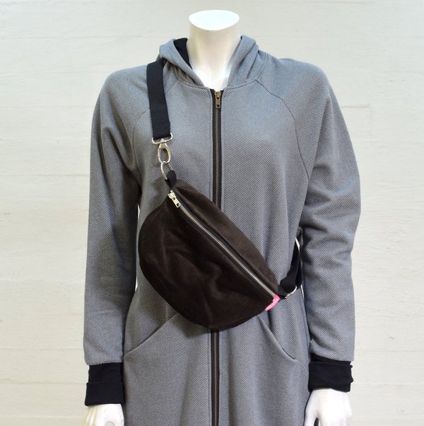 Aleksiina Design Olga Cross Body Bag Curduroy brown